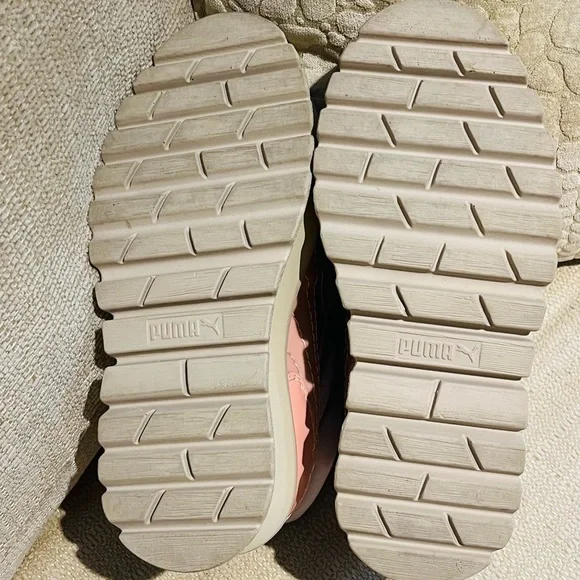 Puma Pink Platform Ankle Boots - Picture 4 of 5